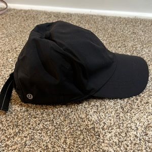Lululemon Black Hat